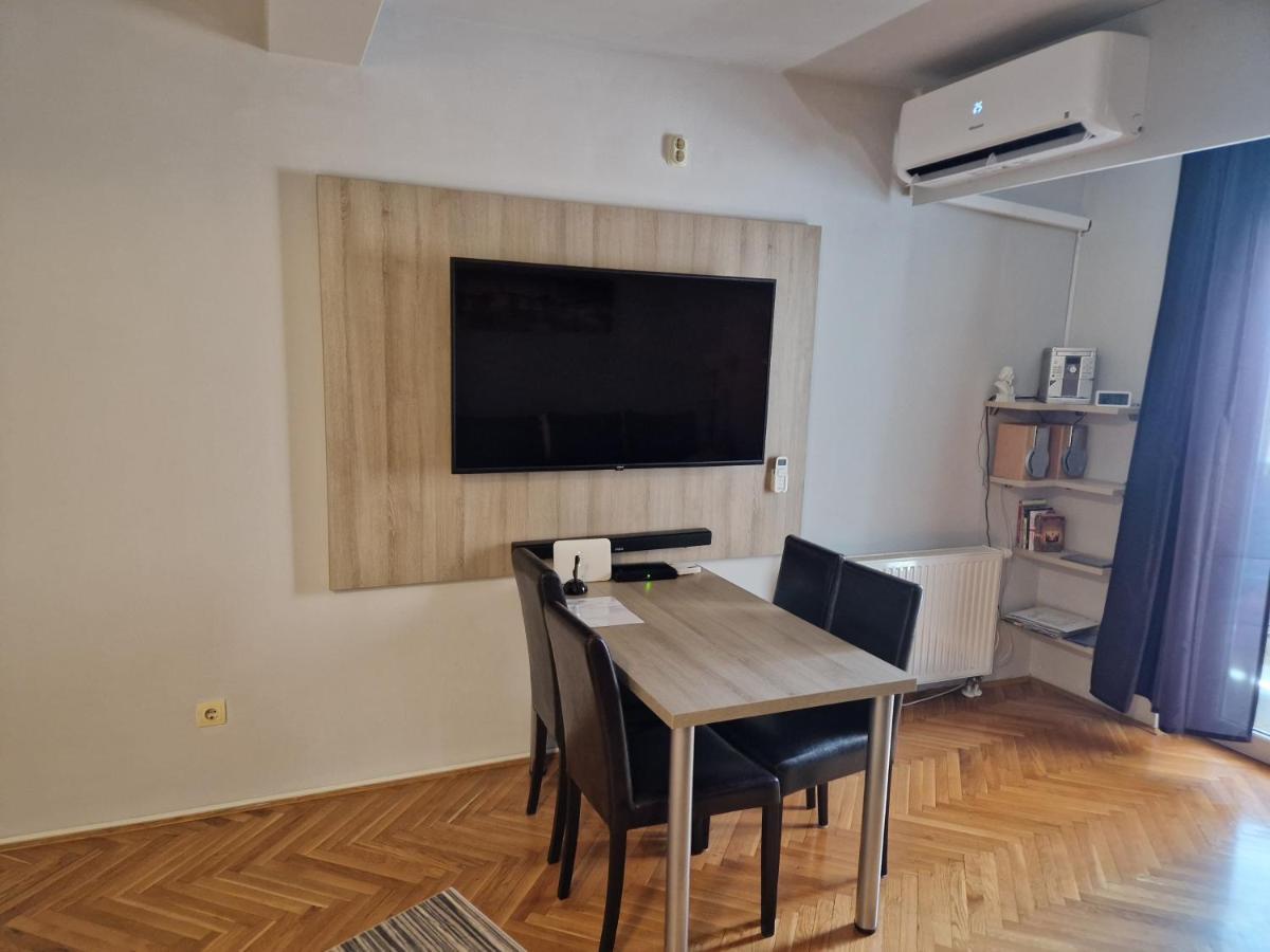 Apartment Viktor,Parking Osijek Ngoại thất bức ảnh