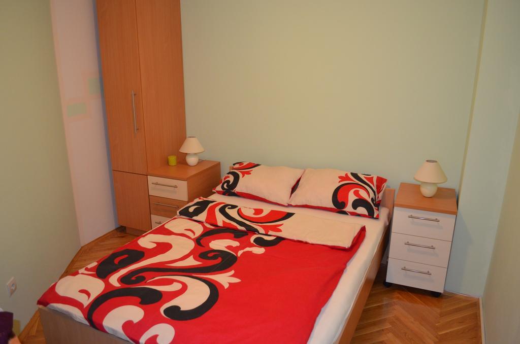 Apartment Viktor,Parking Osijek Phòng bức ảnh